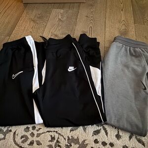 Nike Athletic Jogger Pants Size S